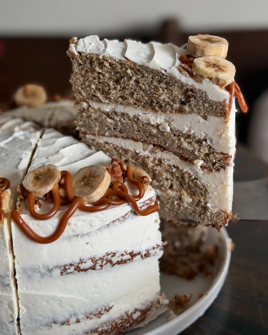 Banana, pecan and caramel cake