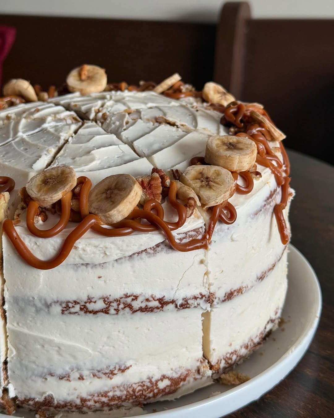 banana, pecan and caramel cake
